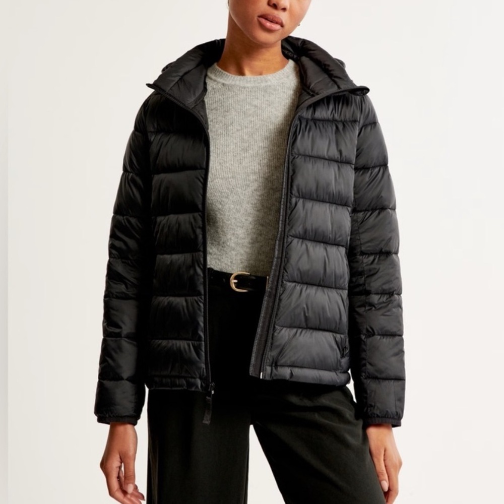 ABERCROMBIE & FITCH Lightweight Packable Puffer Black Large